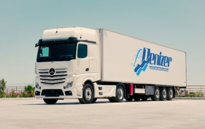 Denizer Transport refrigerated truck